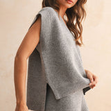 V-NECK SWEATER VEST TOP