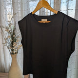 BLACK DRESSY TEE