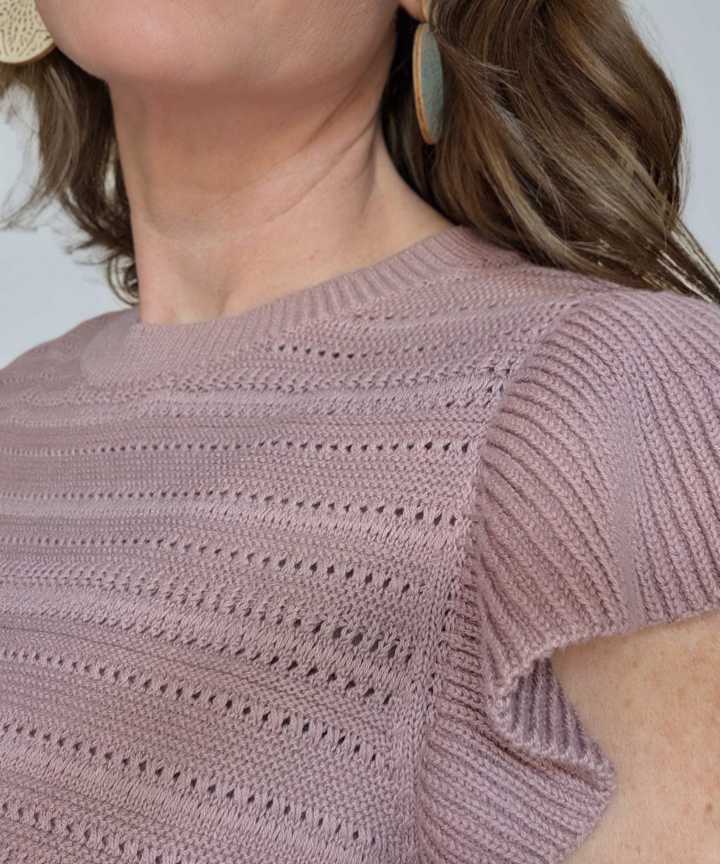 PINK RUFFLED SHORT SLEEVED SWEATER TOP