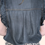 DENIM RUFFLE SLEEVELESS SHIRT