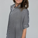 OVERSIZED SHORT SLEEVE BUTTON DOWN STRIPED SHIRT