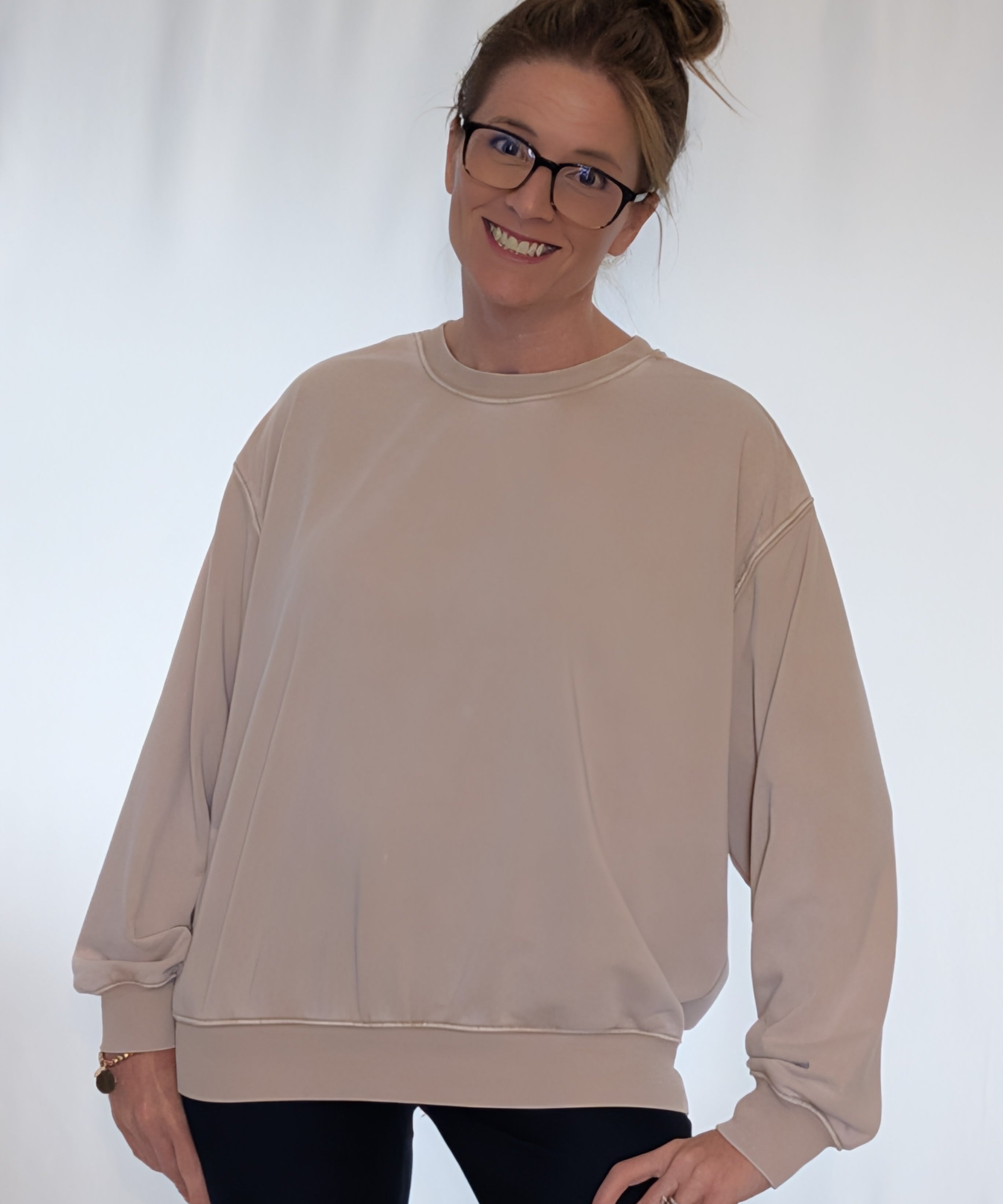 JENESIS TWELVE MINERAL WASHED CREW SWEATSHIRT - TAUPE/PINK