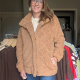 SHERPA JACKET – CAMEL