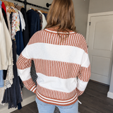 ALINA BROWN/CREAM SWEATER