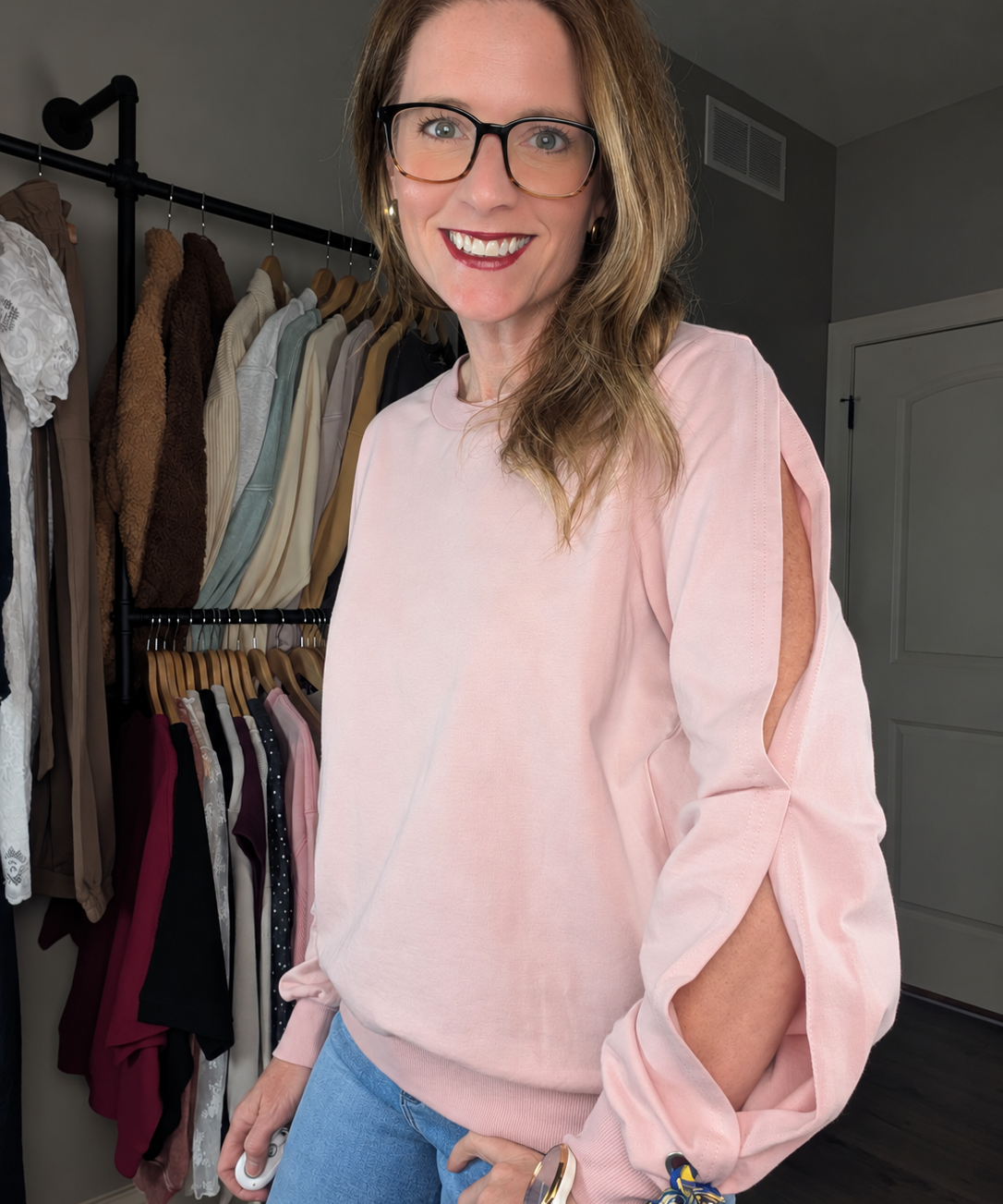 SCARF TIE SLEEVE SWEATSHIRT